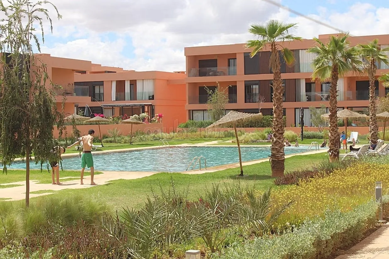 Magnifique et traversant avec jardin - مراكش