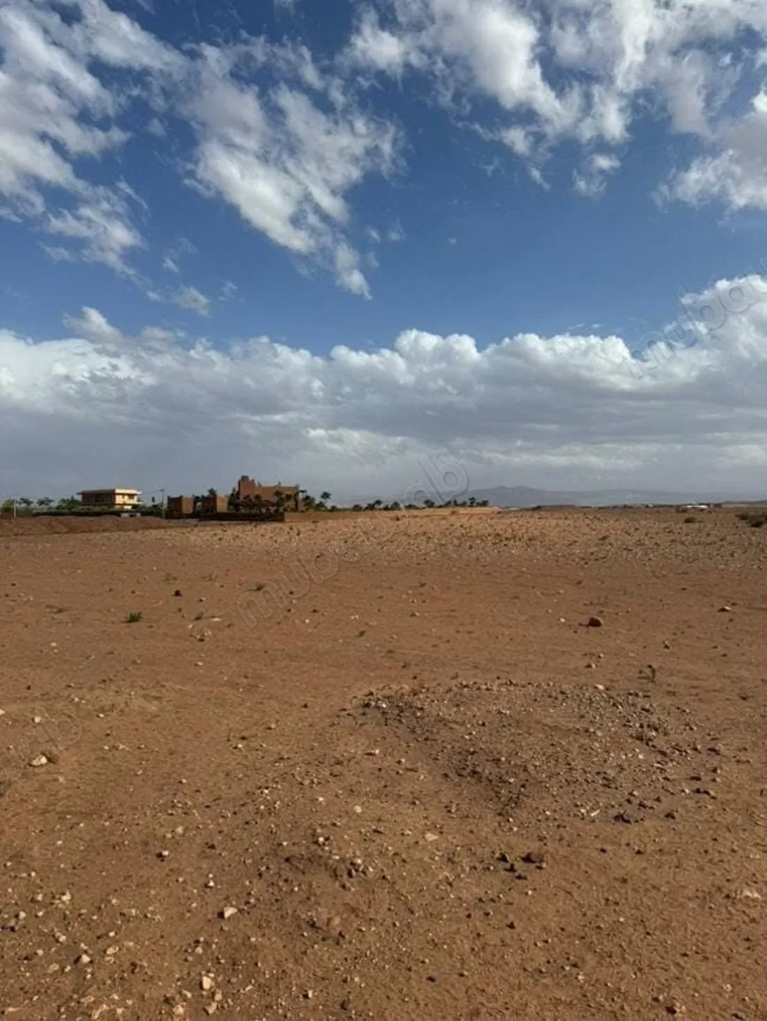 Terrain en vente à Route Amizmiz. Surface de 10000 m² - مراكش