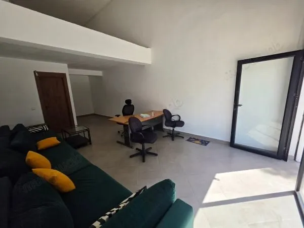 Local commercial 50 m², aménagé, Palmier - الدار البيضاء (2)