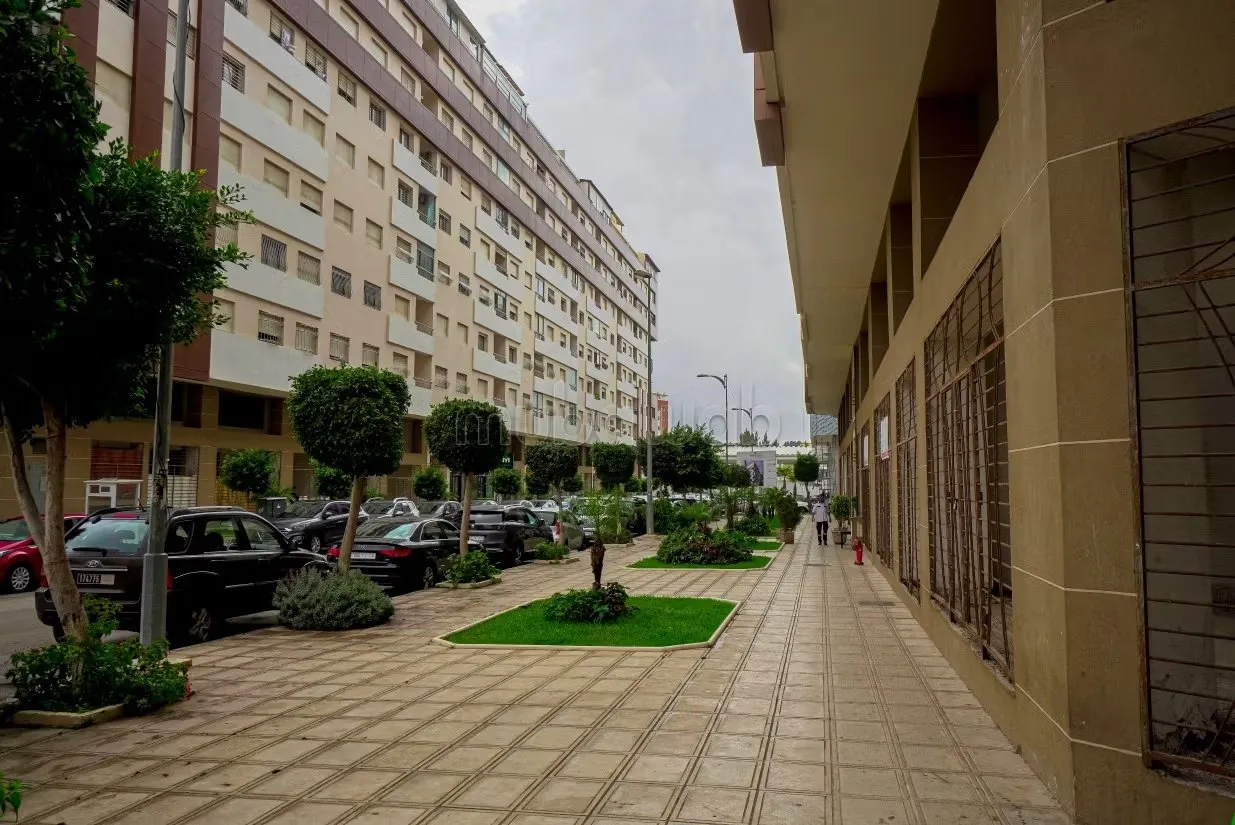Local Commercial à Louer au Centre Ville 
Tanger - طنجة (3)
