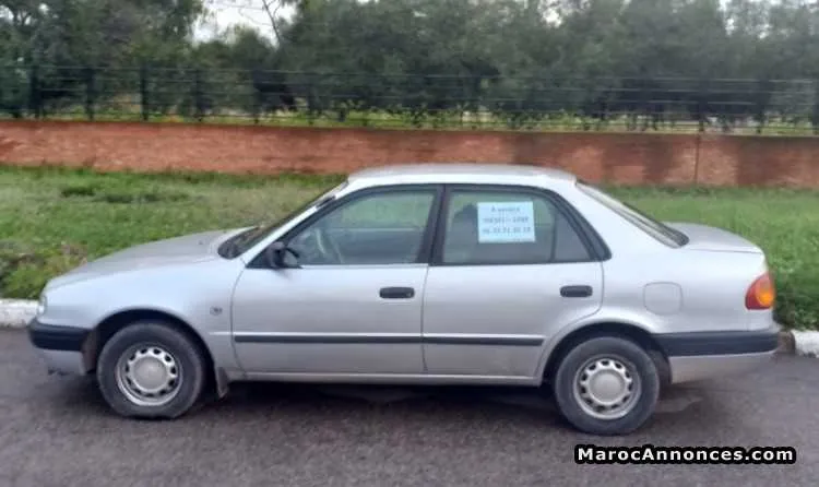 Corolla diesel mod 98 - bon état - الدار البيضاء (2)