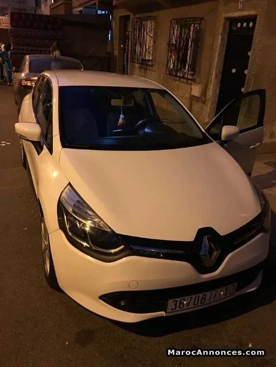 Clio 4 expression (demi-option) - الدار البيضاء