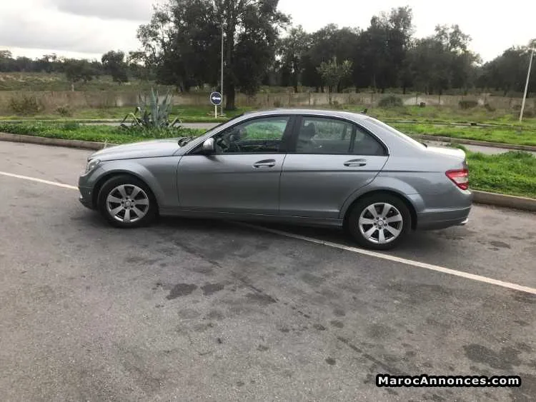 Mercedes benz classe c diesel 2009 - القنيطرة
