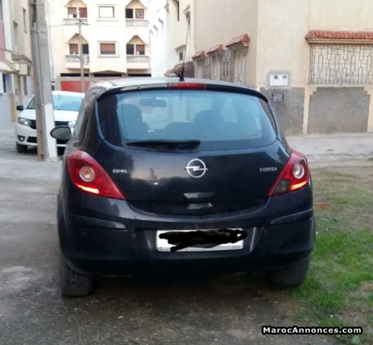 Opel corsa - الرباط (2)