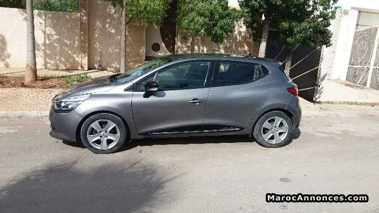 Clio 4 à vendre - أسفي (2)