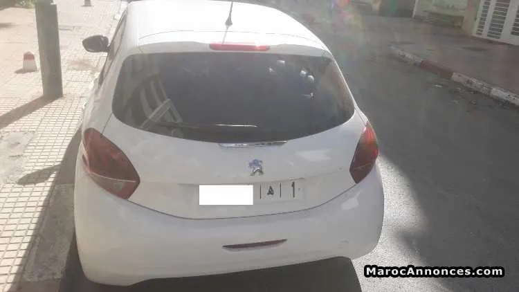 Peugeot 208 - الرباط (3)