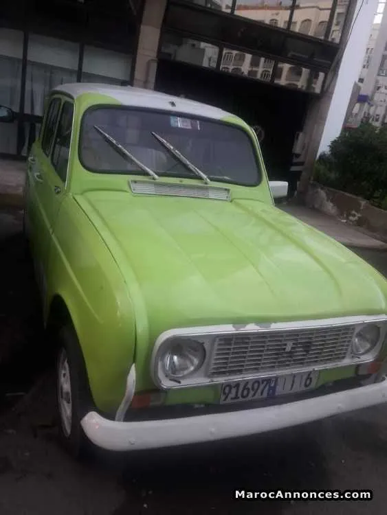 Renault r 4 - الدار البيضاء (2)