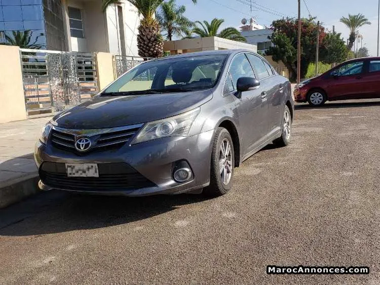 Vente auto toyota avensis - الدار البيضاء