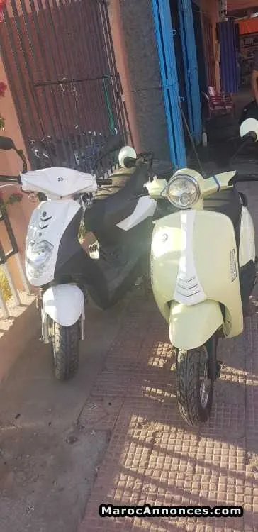 Deux motos - مراكش
