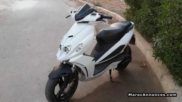 Malaguti phantom f12r lc 70cc - خريبكة (2)