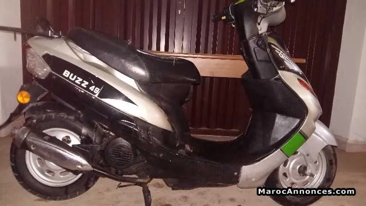 Scooter bezz 49cc - الدار البيضاء