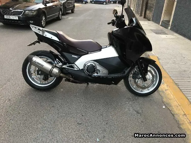 Honda integra 700cc - الدار البيضاء