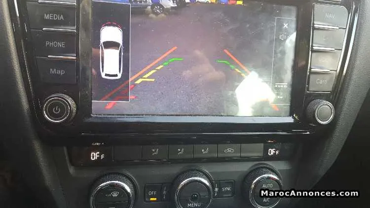 Autoradio skoda octavia - مراكش