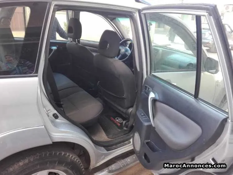 Toyota rav4 - صفرو