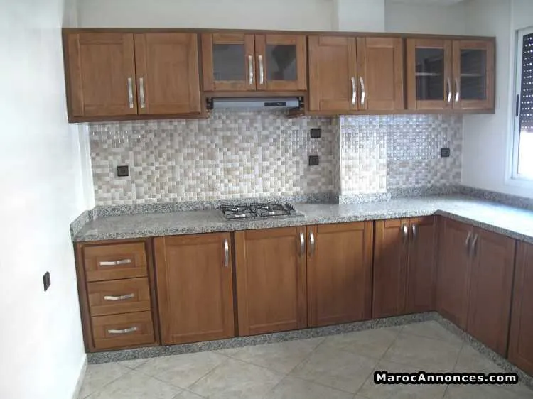 Maison r+2 - بوزنيقة