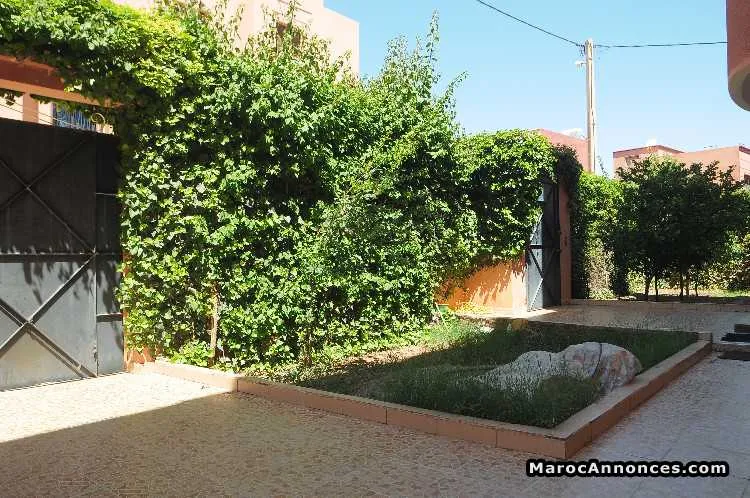 Villa de 259 m2 à zohour 2 route de fes - مراكش (3)