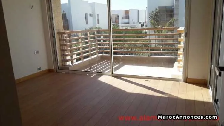 Vl379 villa a vendre a casagreen town 250m 3 ch - الدار البيضاء (2)