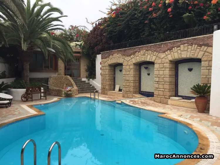 Villa à vendre de 800 m² à  bouznika - الرباط (3)