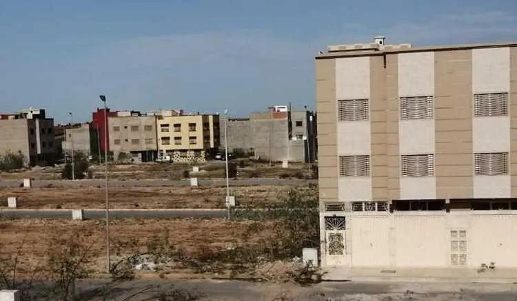 ​أرض محفظة 109م² قرب البحر والطريق السيار - Autre ville / (3)