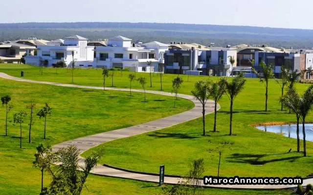 Terrain 5ha   bouskoura - بوسكورة