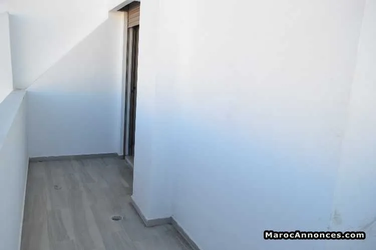 Studio terrasse ensoleillée dernier étage - الدار البيضاء (3)