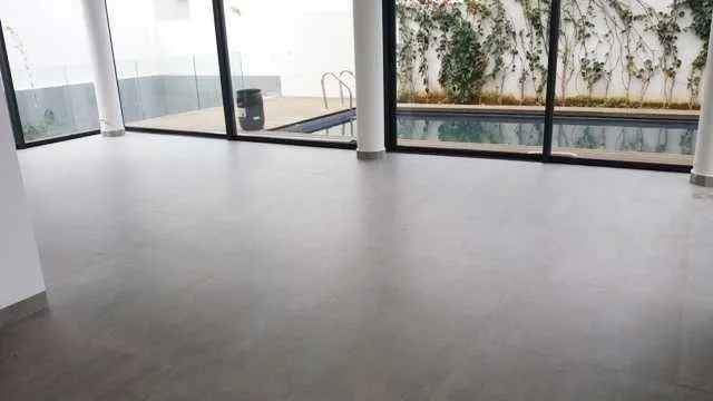 A louer villa de standing avec piscine à hassan - الرباط