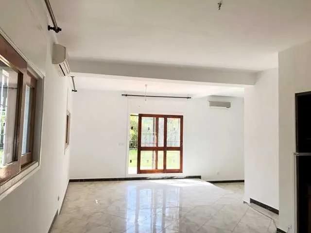 A louer d’une agréable villa rénovée au haut agdal - الرباط (2)