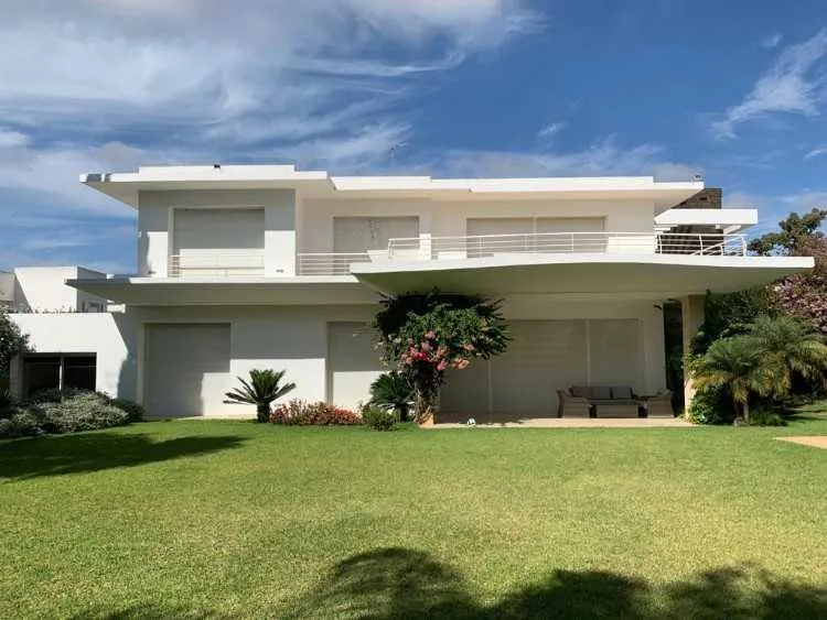 Villa de luxe meublée au quartier souissi - الرباط (2)