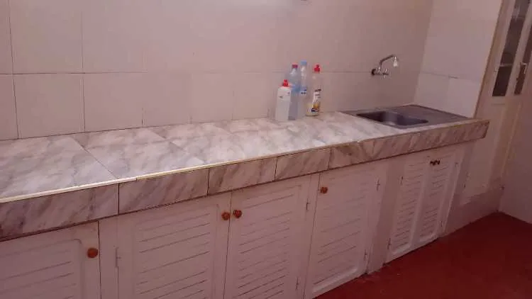 Maison semi cap a louer dans zone villa - مراكش