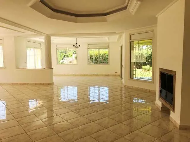 Villa de standing avec piscine à souissi - الرباط (2)