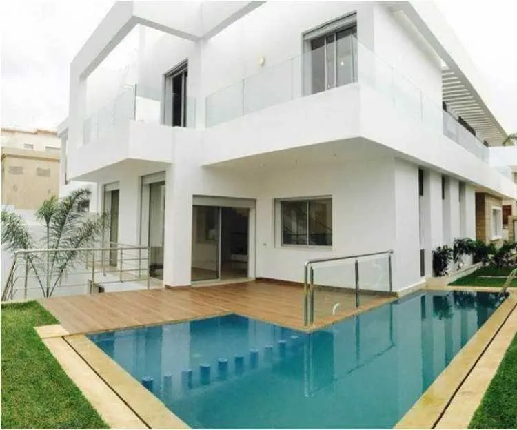 Villa neuve moderne avec piscine à hay riad - الرباط