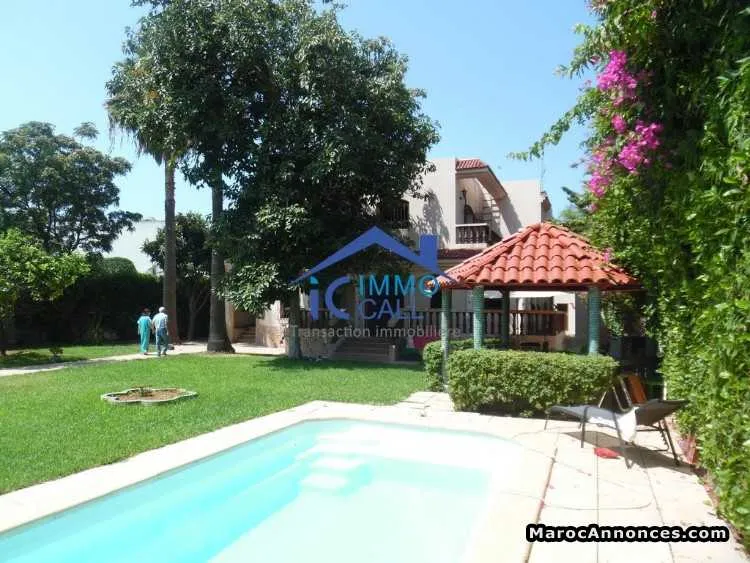 Villa de 1000 m² en location située à hay riad - الرباط