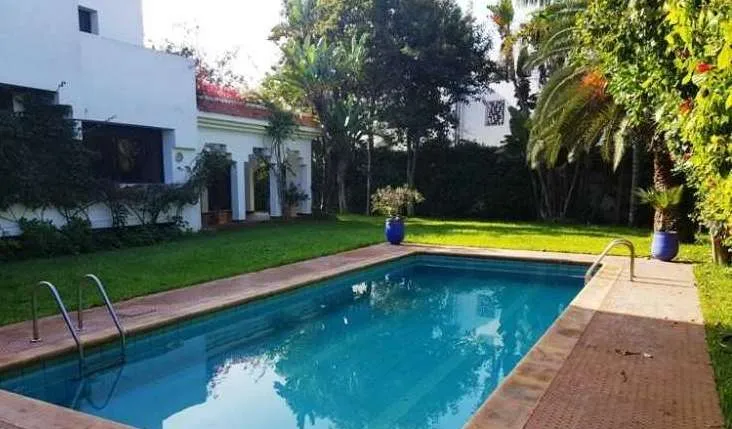 Location villa 1250m² quartier aindiab - الدار البيضاء (2)