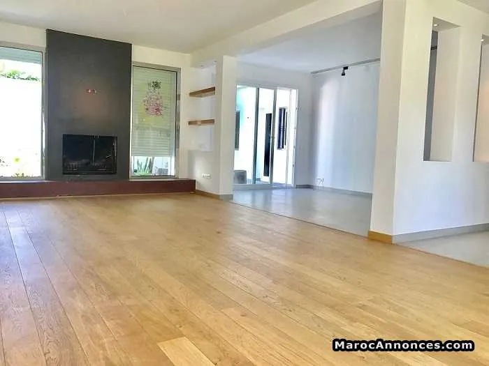 Villa à louer de 220 m² - longchamps - الدار البيضاء (2)