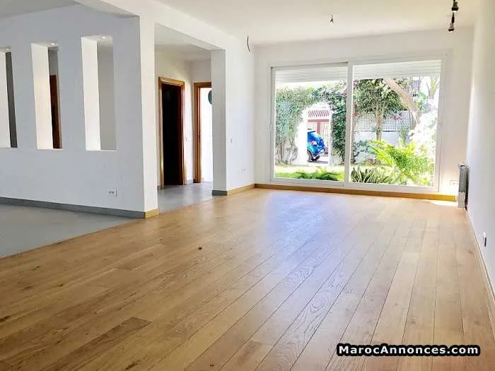 Villa à louer de 220 m² - longchamps - الدار البيضاء