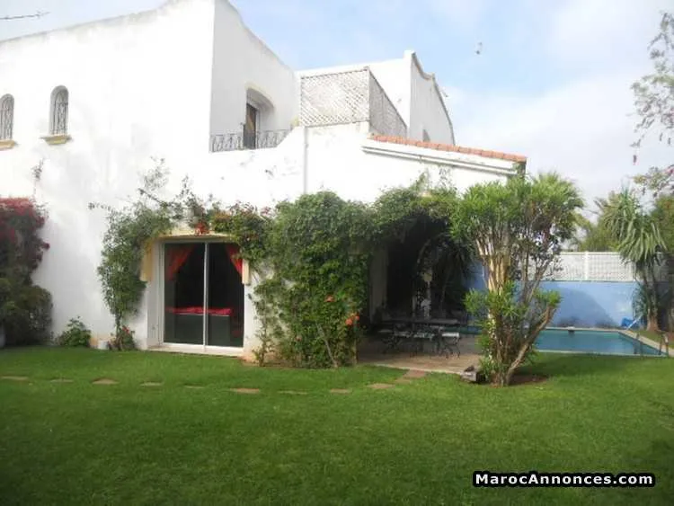 Villa meublé en location à ain diab - الدار البيضاء