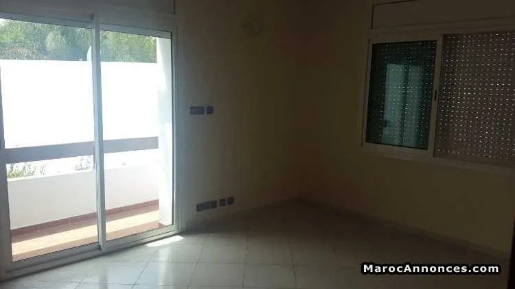 Villa vide a louer à souissi, rabat - الرباط (2)