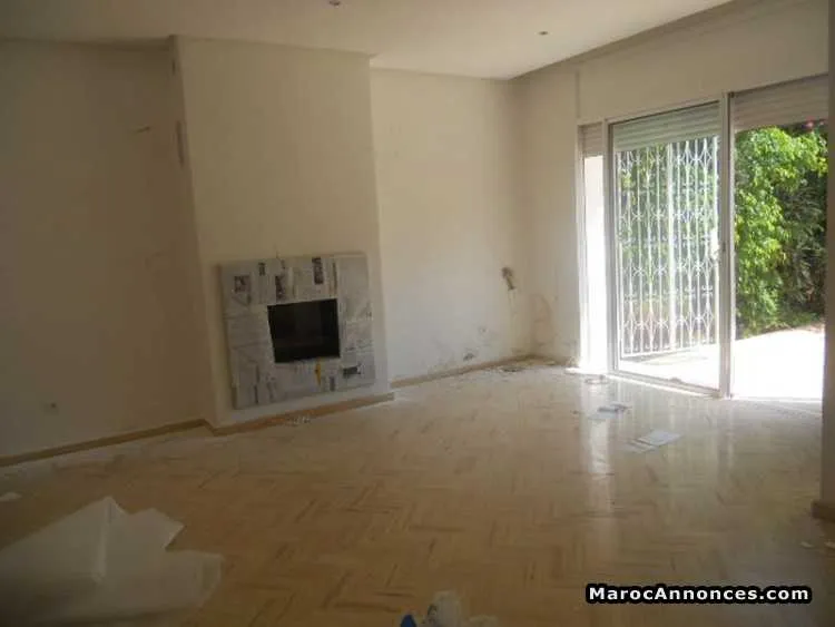 Villa en location à france ville - الدار البيضاء