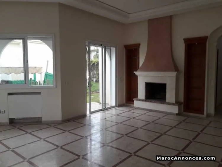 Villa en location à ain diab ii - الدار البيضاء (2)