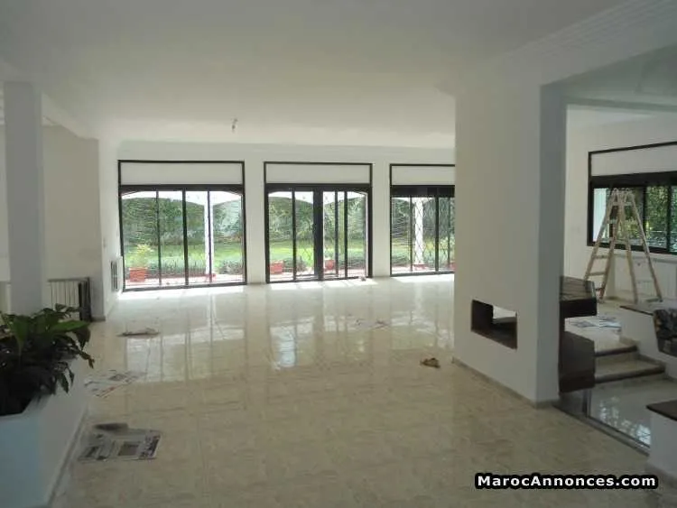 Villa vide a louer à souissi, rabat - الرباط