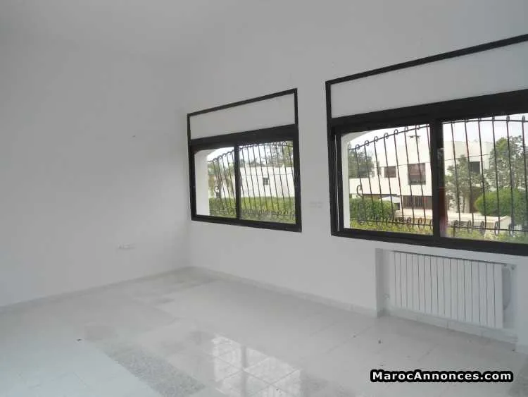 Villa vide a louer à souissi, rabat - الرباط (3)