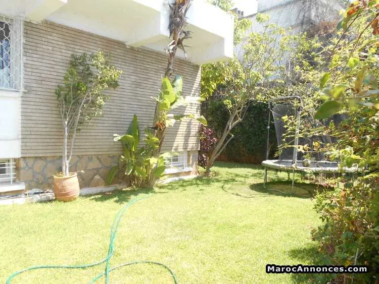Villa en location à rabat agdal - الرباط