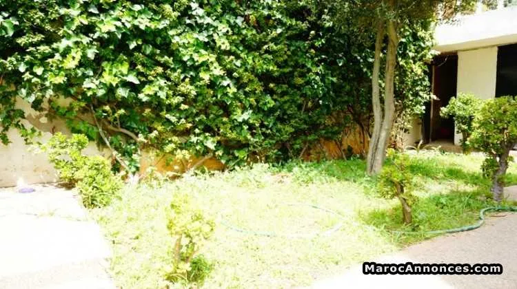 Villa à louer de 120 m² oasis - الدار البيضاء