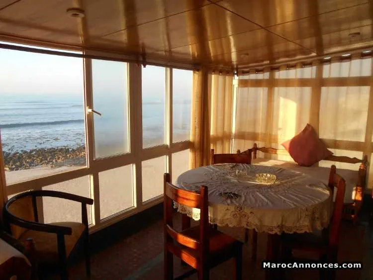 Bel étage villa meublé front de mer à harhoura - الرباط