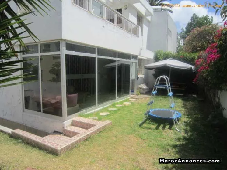 Villa en location à rabat ht agdal - الرباط (2)