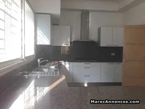 Villa dar bouaaza à louer longue durée - الدار البيضاء (3)