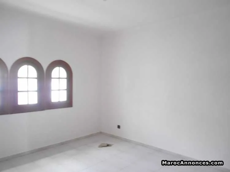 Belle villa en location à rabat el harhoura - الرباط (3)