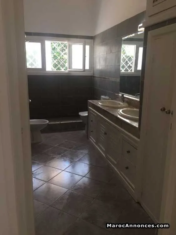 Villa à louer anfa sup double usage - الدار البيضاء (2)