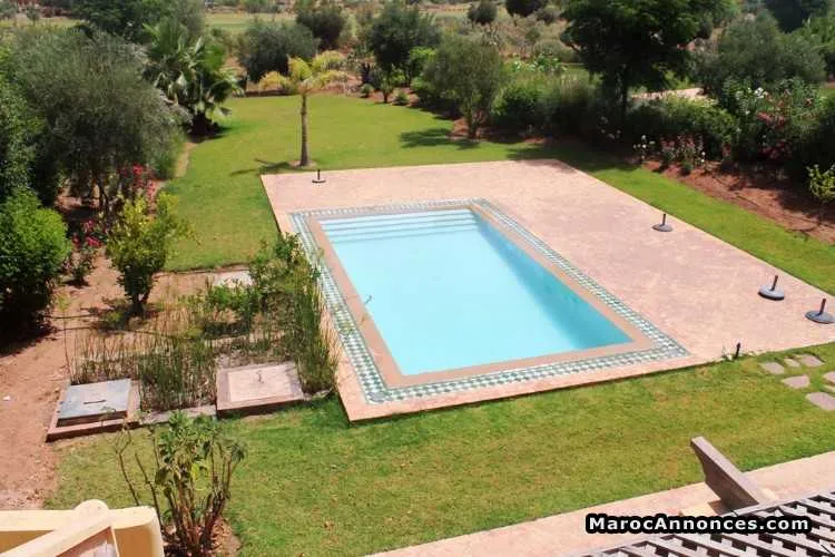 Villa à louer meublée sur la route d'amizmiz - مراكش