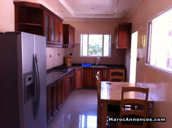 Villa meublé de 450 m² à louer - الدار البيضاء (2)